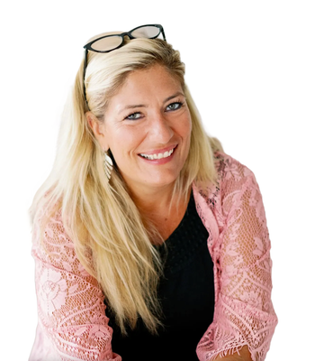 Portrait of Adrienne Dauses, REALTOR®.